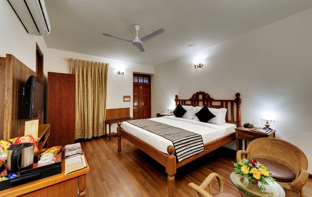 EXECUTIVE, DOUBLE BED