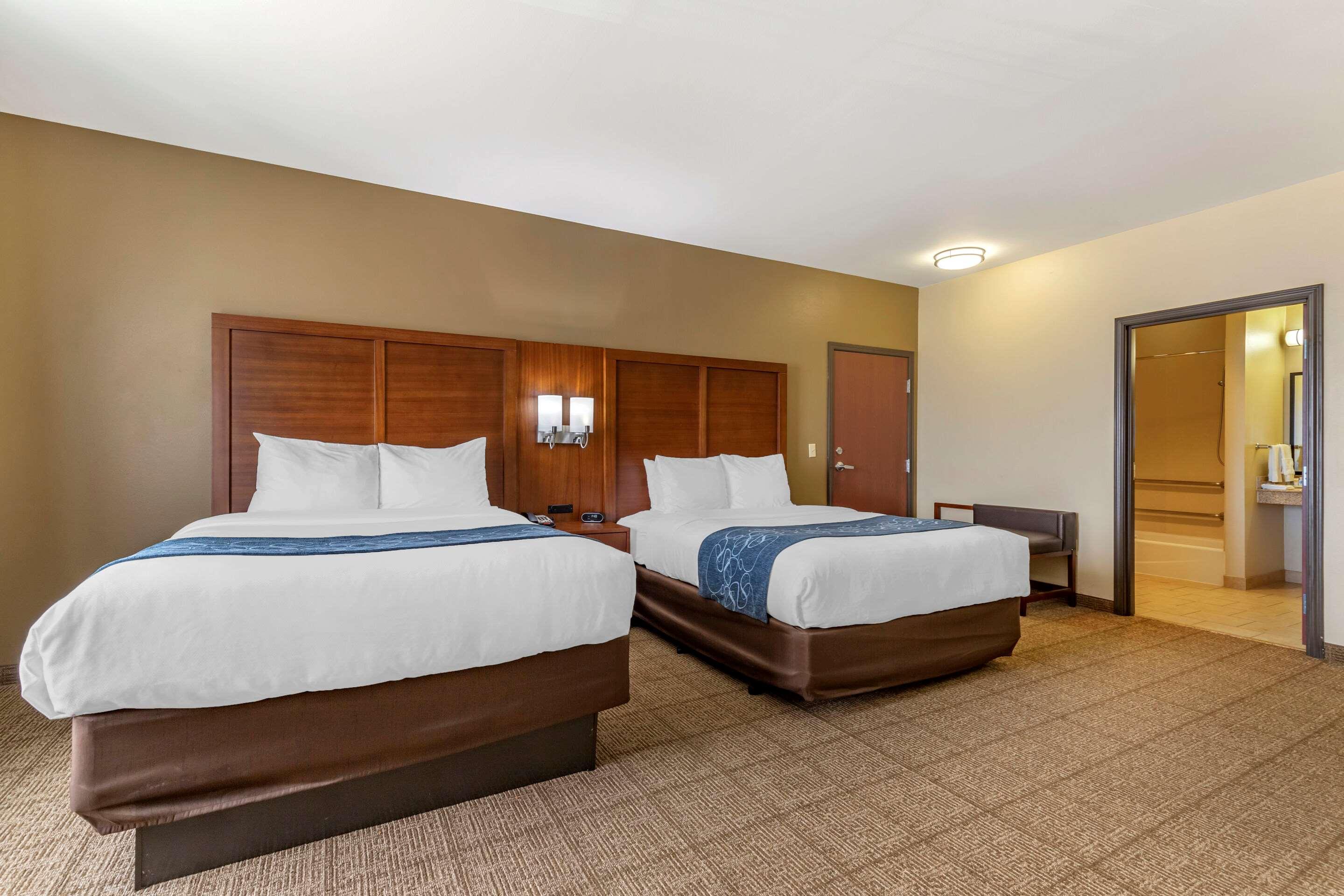 Efficiency, Suite, 2 Queen Beds, Accessible