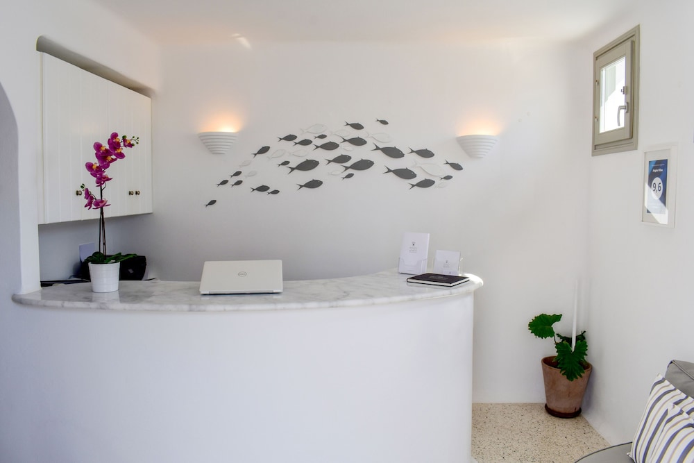 Angels Villas 4/50