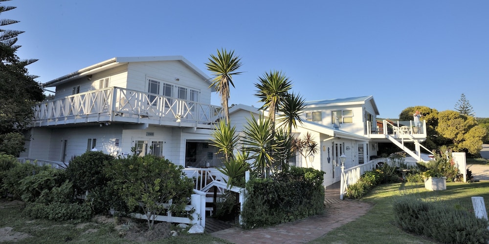 Brenton Beach House 4/50