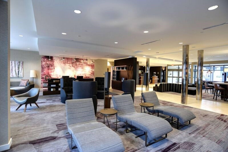 Courtyard By Marriott Columbus Osu 16/26