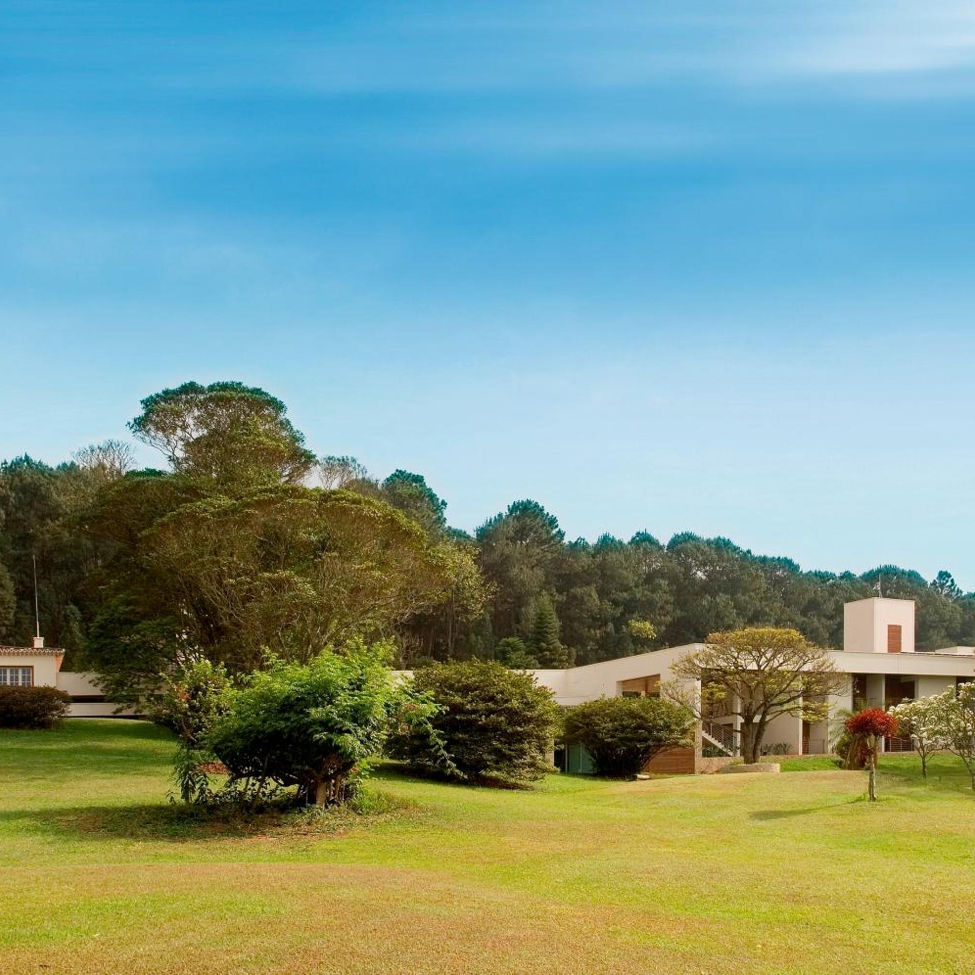 Garden Hill Hotel e Golfe 50/55