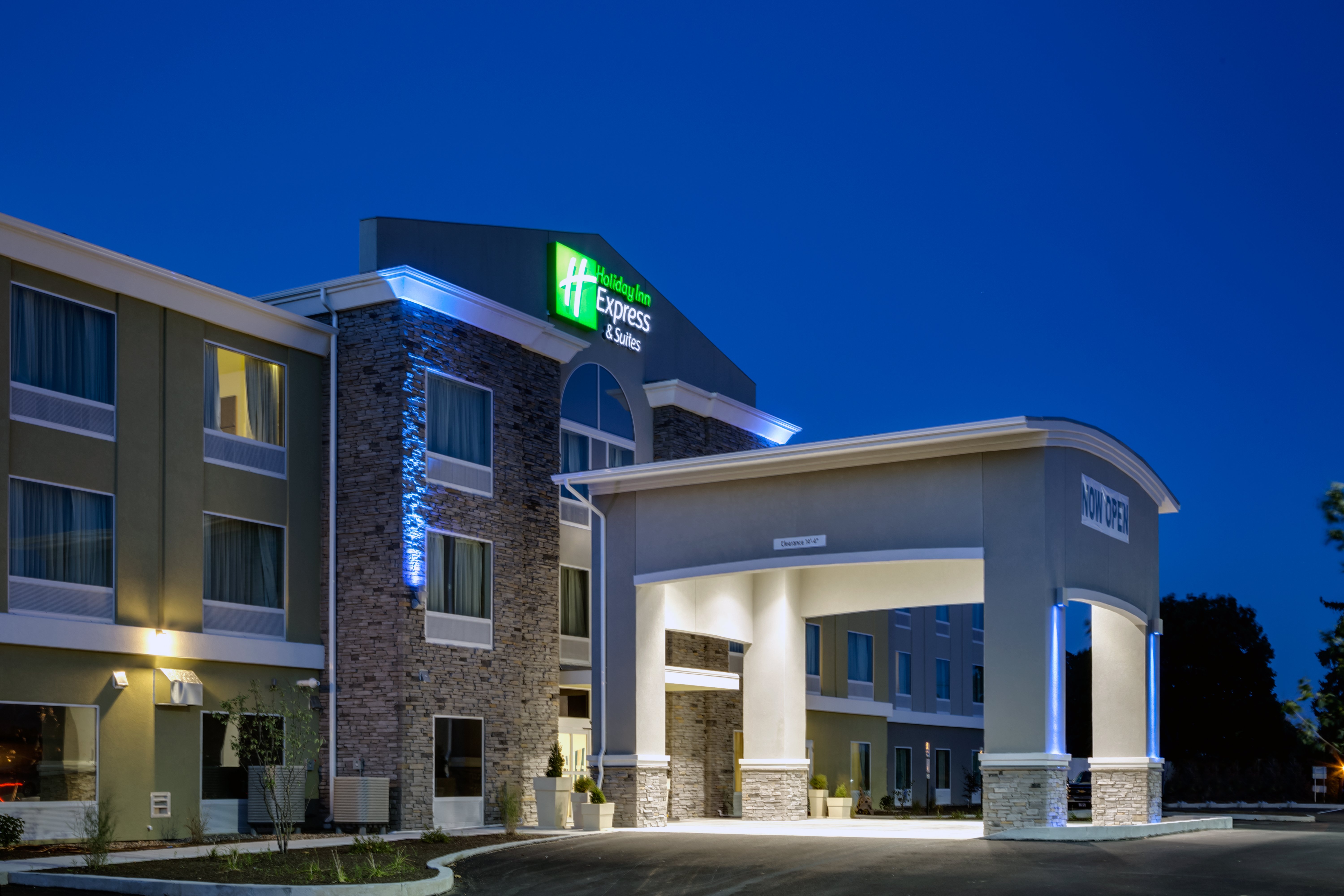 Holiday Inn Express Hotel And Suites Carlisle Harrisburg Area 4/23