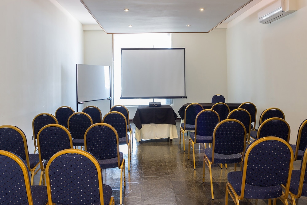 Hotel Club La Serena 51/67