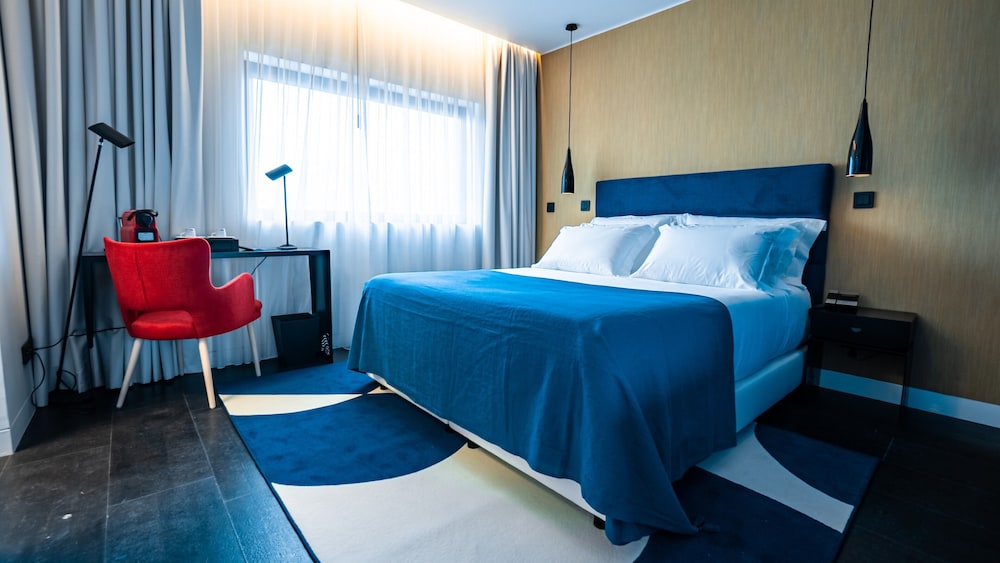 ECONOMY, TWIN BEDS