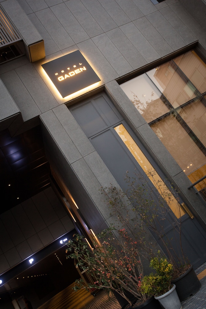 Gaden Hotel 3/56