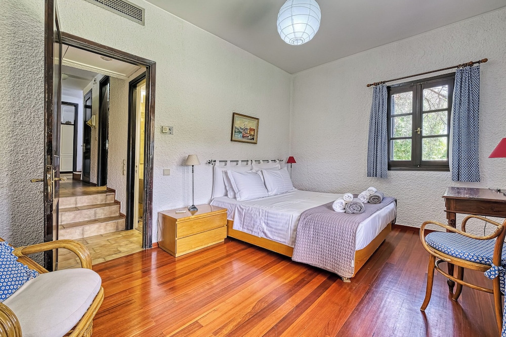 Orange Grove Villa 11/50