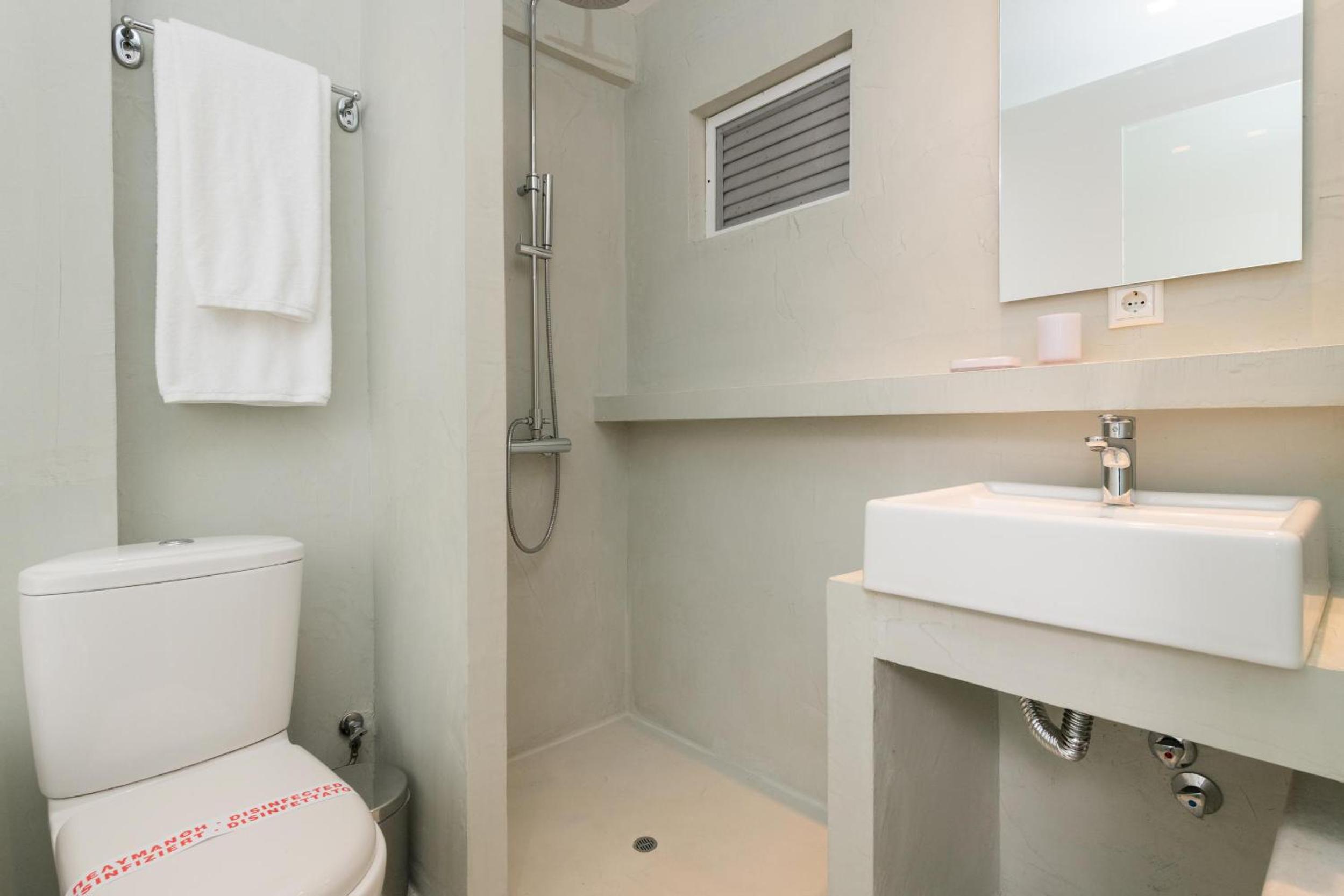 Room, Twin Beds, Garden View, Ground Floor 6/8