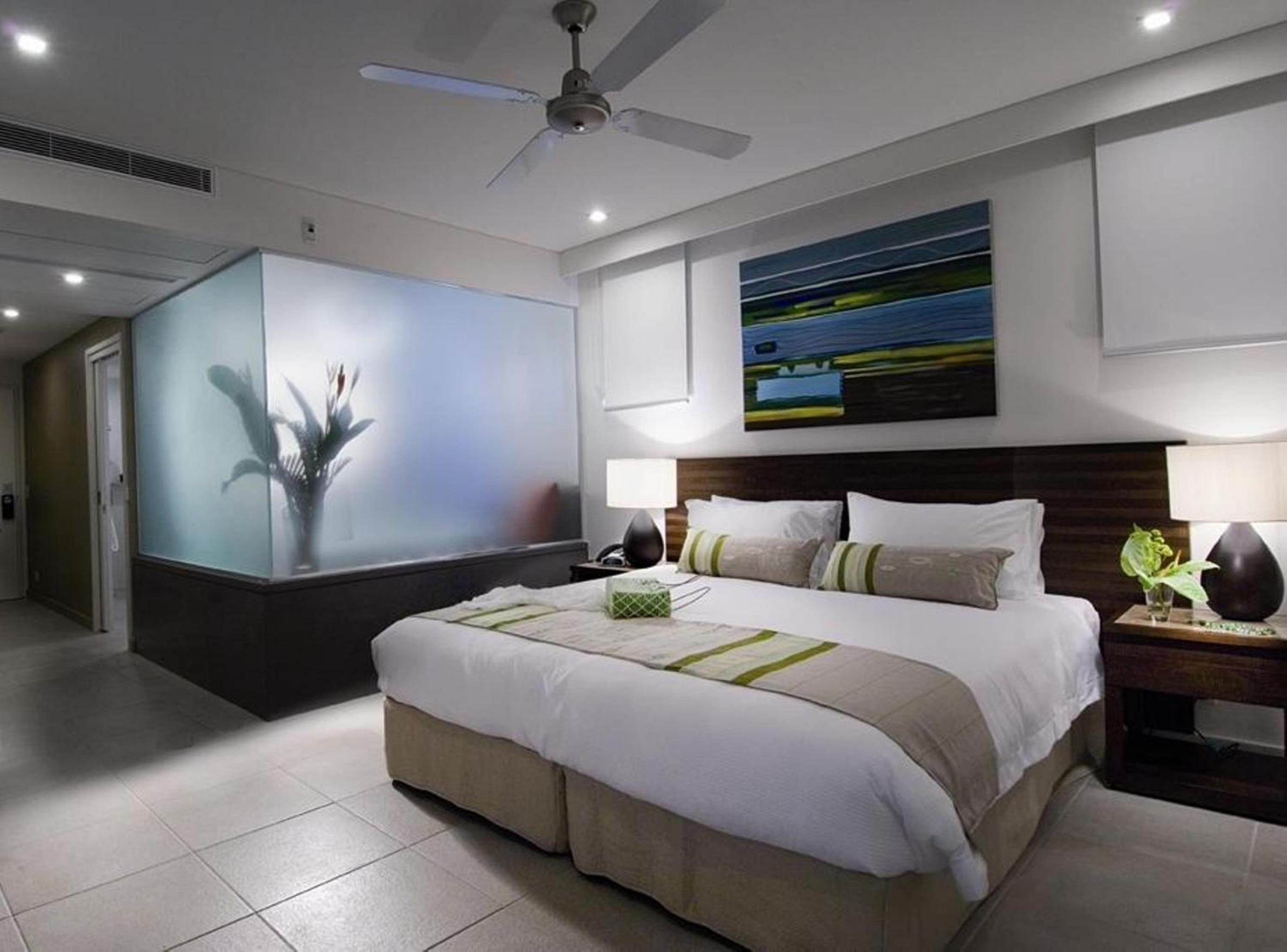 Spa, Studio, King Bed