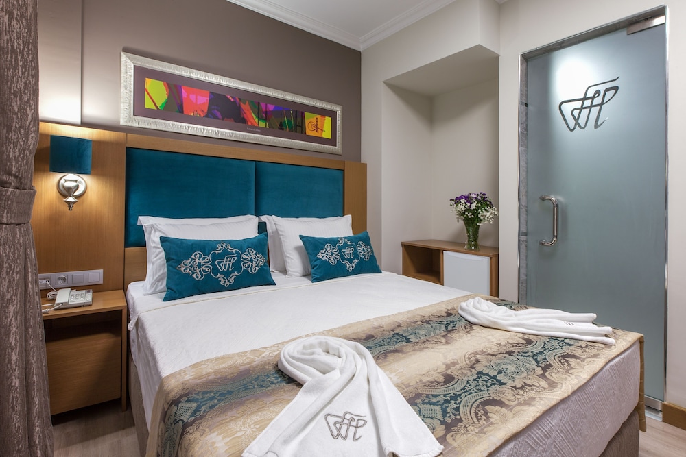Ferman Hilal Hotel 13/63