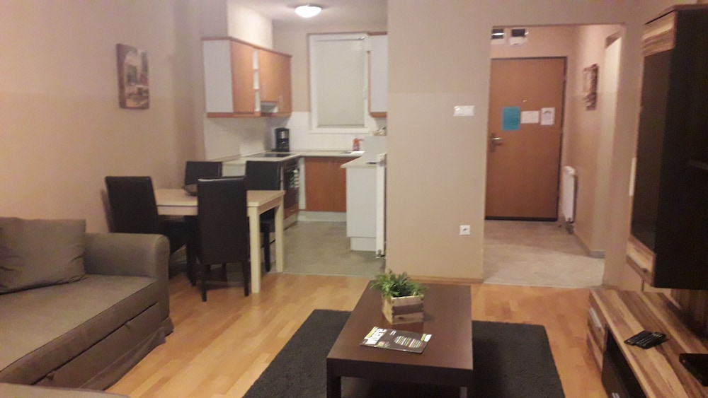 NOVA APARTMENTS 49/64