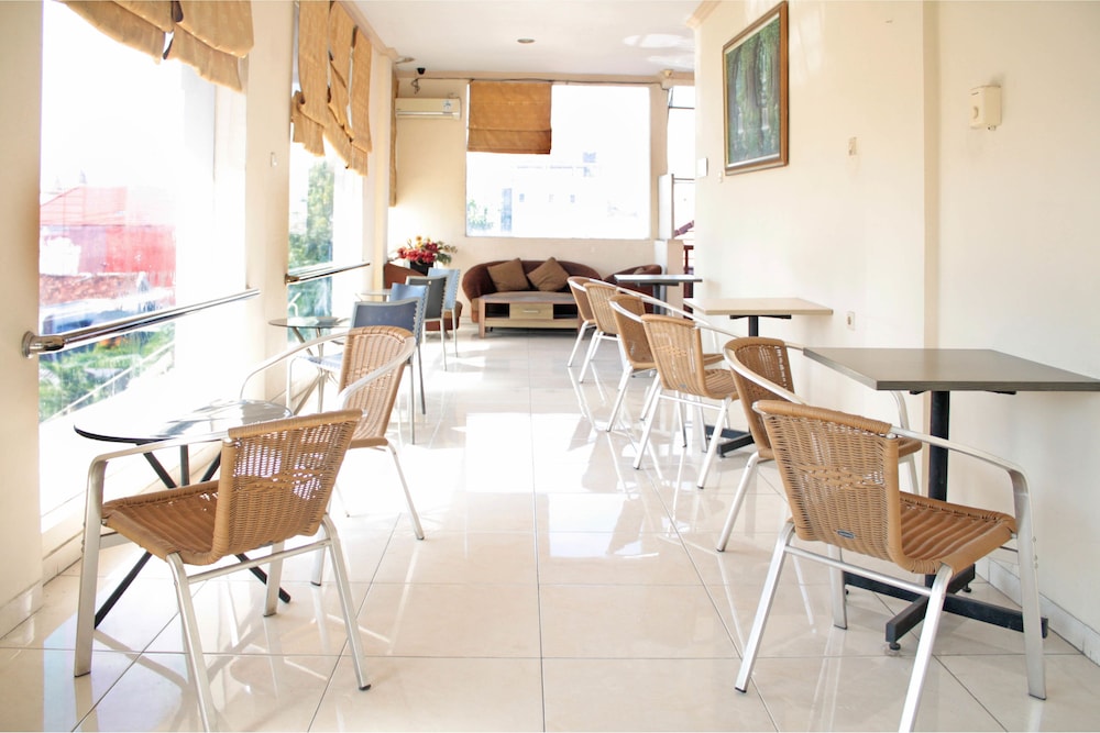 Graha Dpt 33 Hotel 46/55
