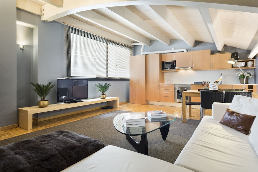 My Space Barcelona Executive Apartments 34/50