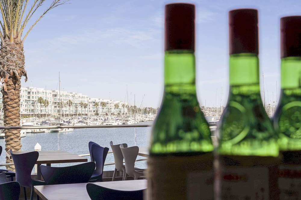 Courtyard by Marriott Marina del Rey 27/35