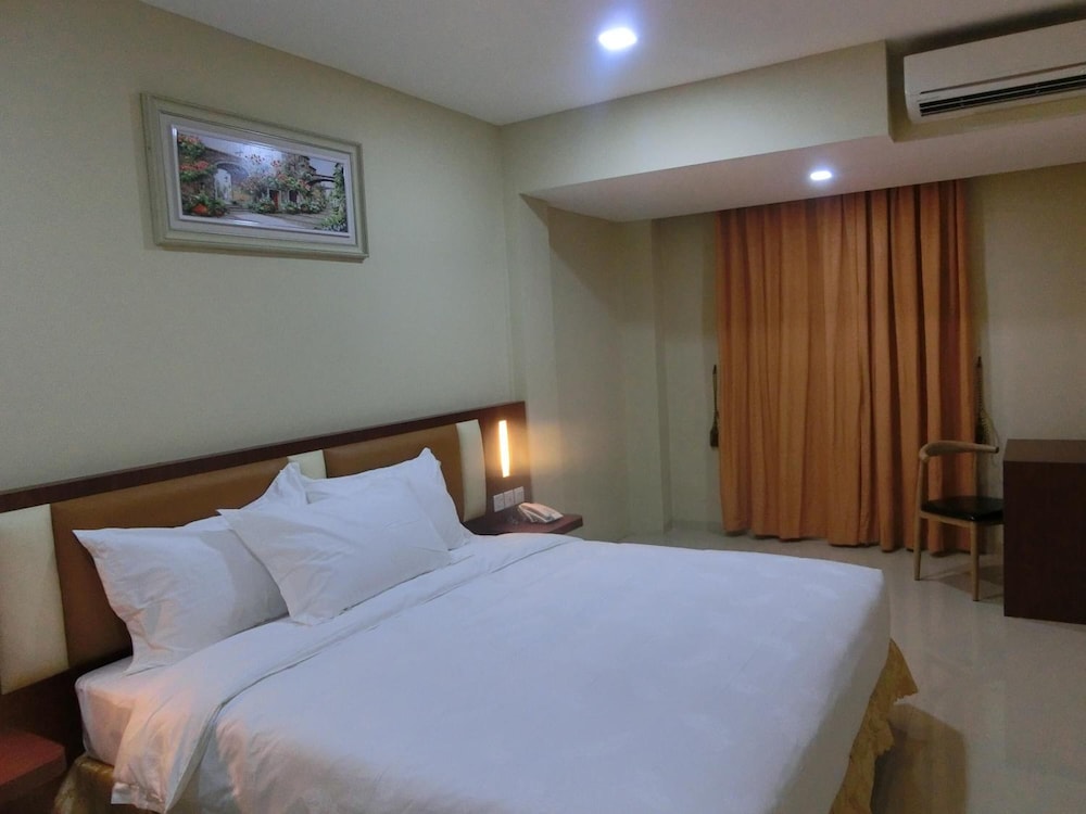 Sp Hotel 16/48
