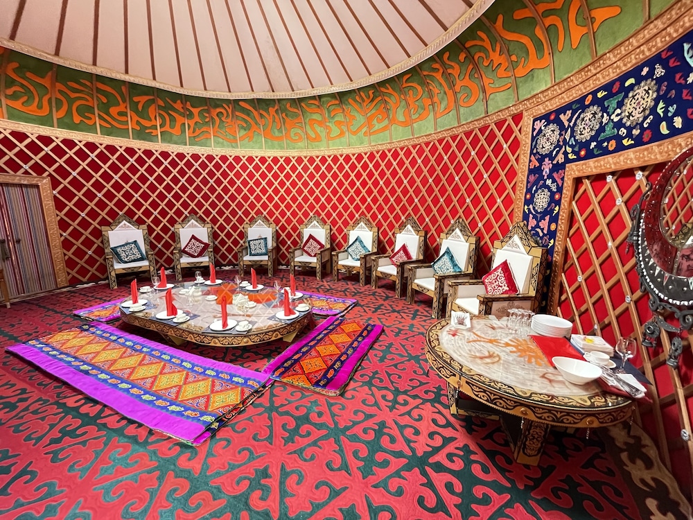 Jannat Resort Koi-Tash 44/49