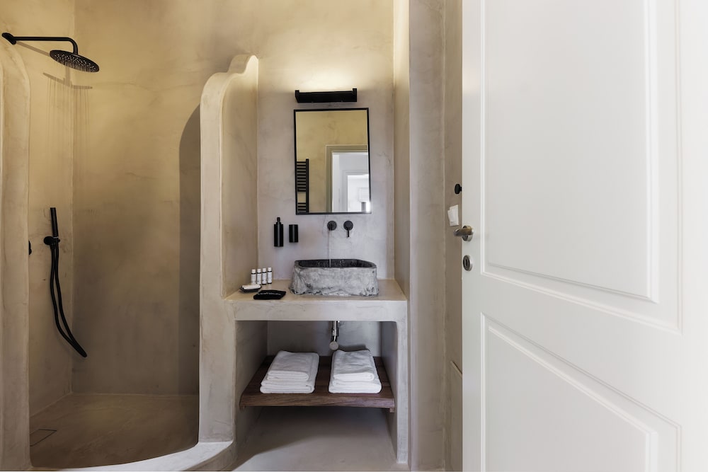 فيلا سوبيريور بسريرين كوين بمسبح خاص، Eolia Luxury Villas 6/7
