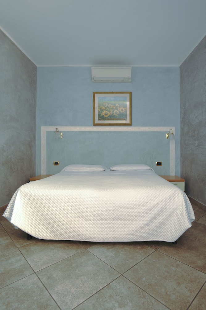 Hotel Angelica 38/73