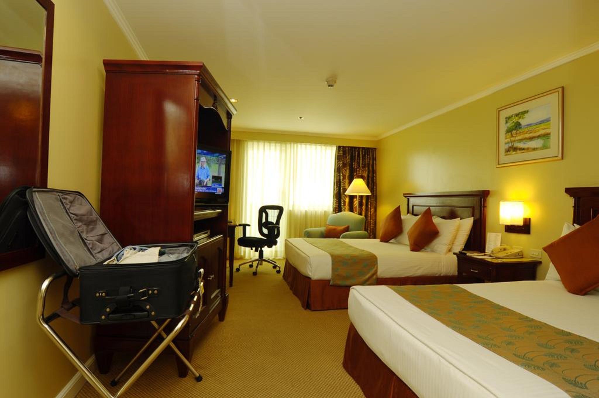 OXFORD SUITES MAKATI 18/41