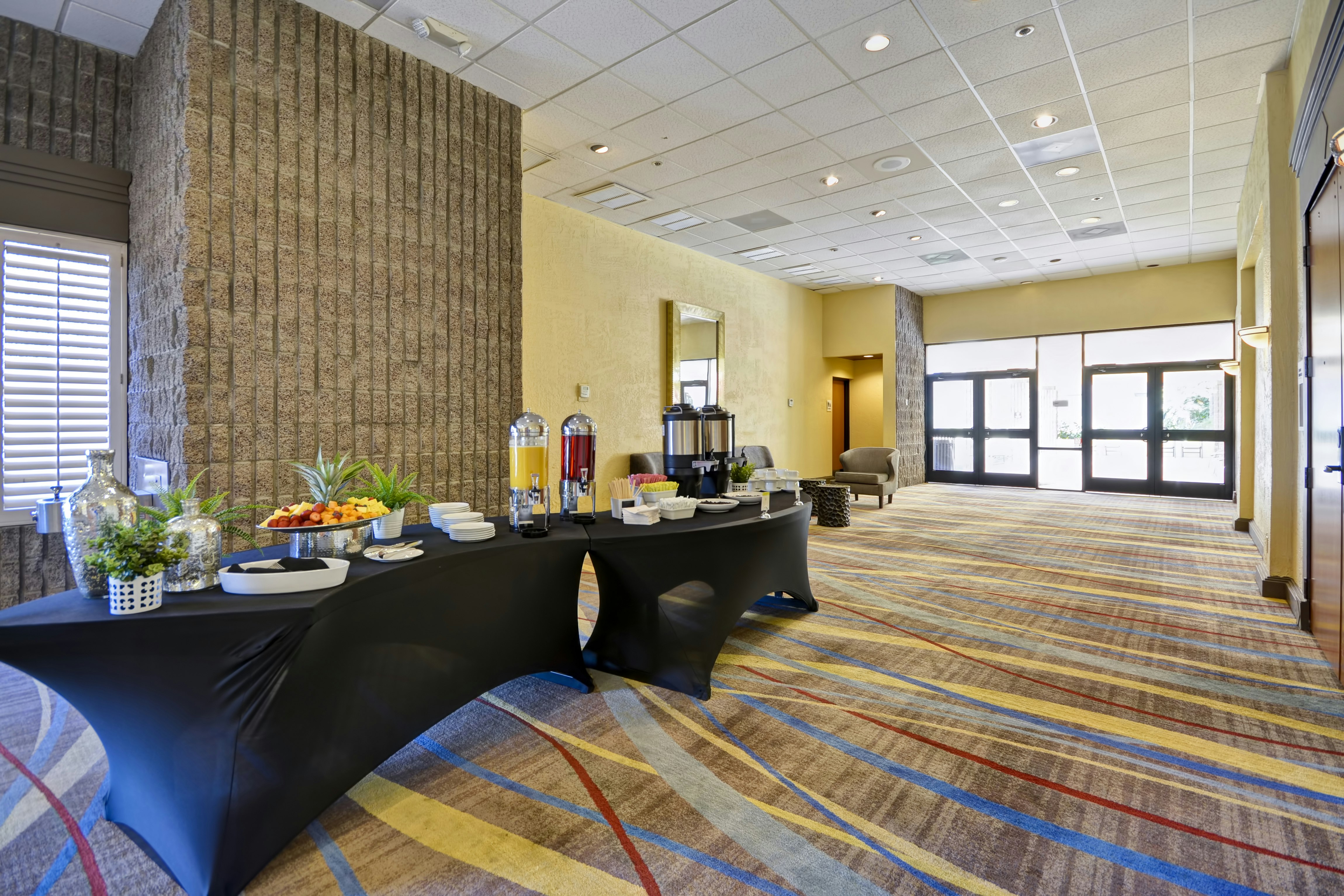 Doubletree By Hilton Phoenix North 8/73