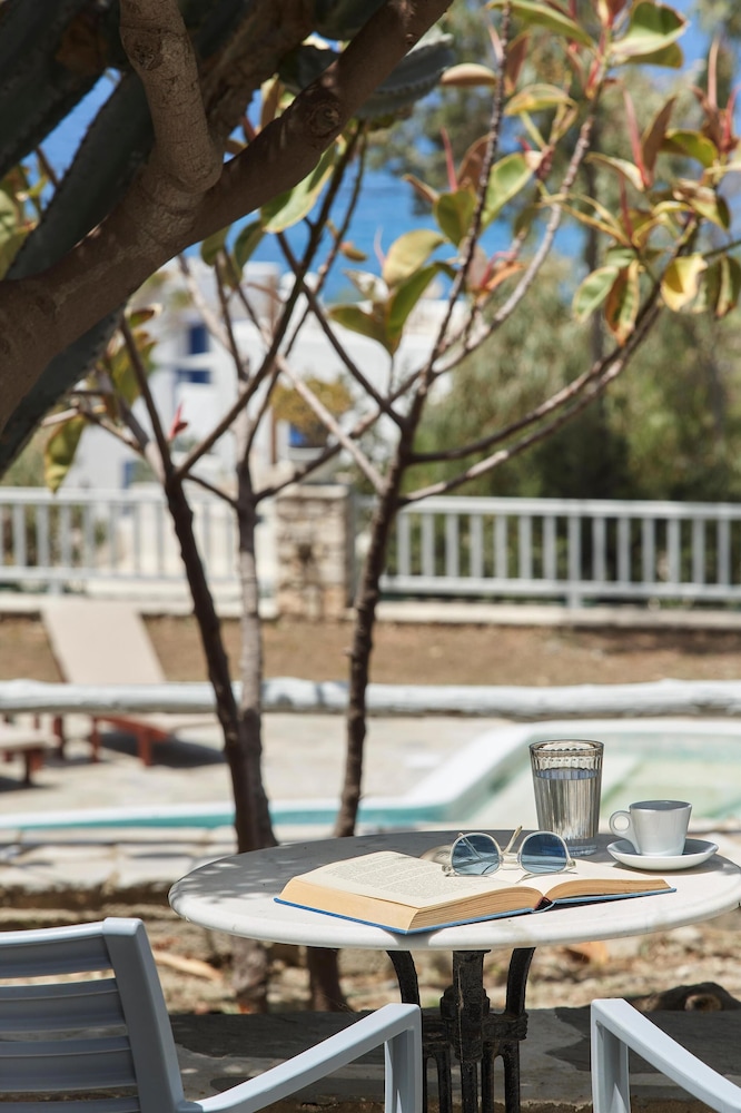 High Mill Hotel Paros 65/70