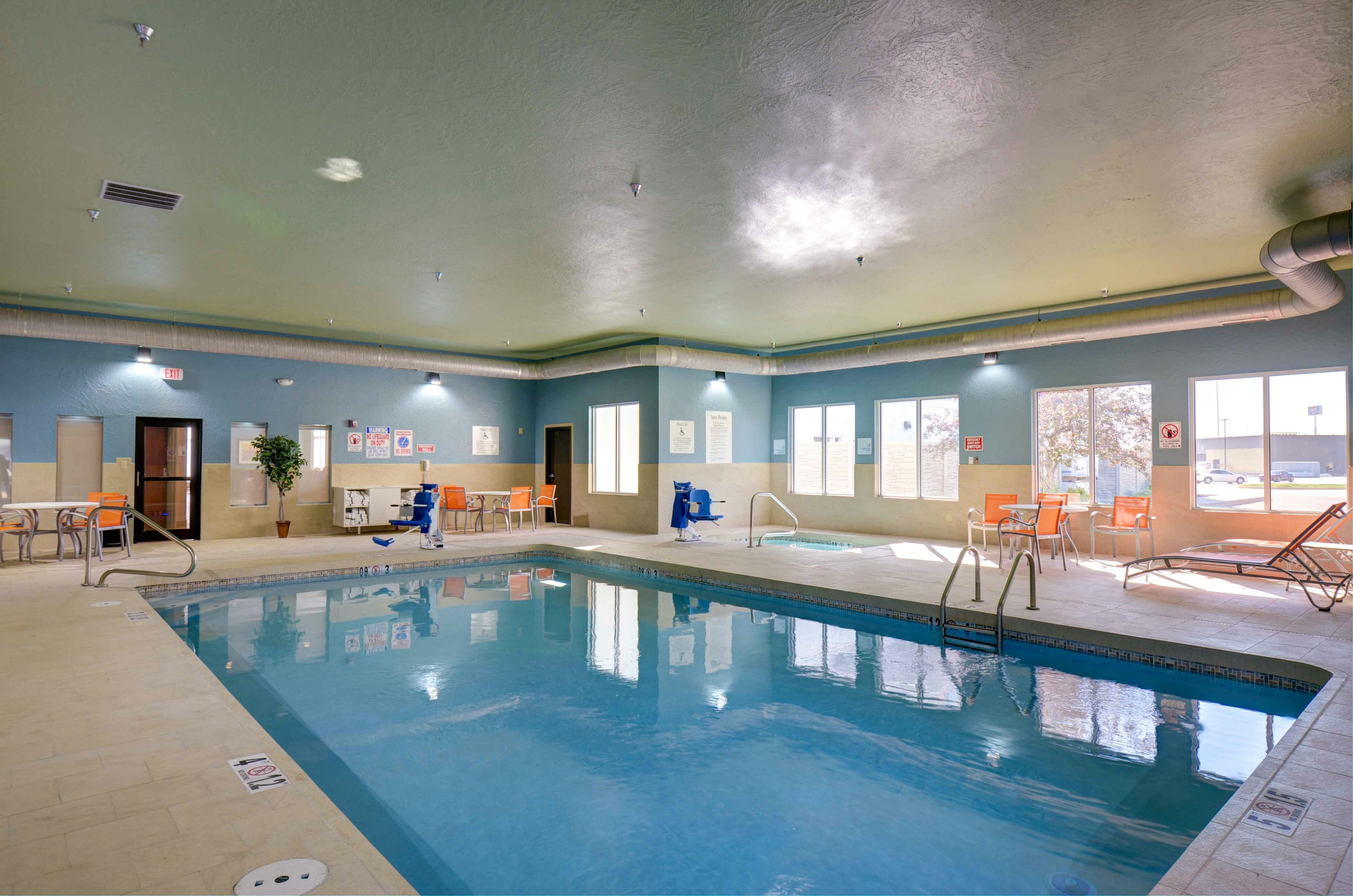 Holiday Inn Express Hotel And Suites North Platte 11/18