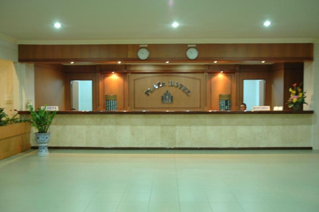 OYO 1178 Plaza Hotel Tanjung Pinang 6/50