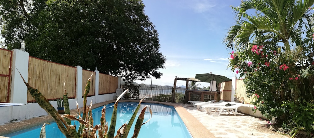 Casa Montemar Bed And Breakfast 48/50