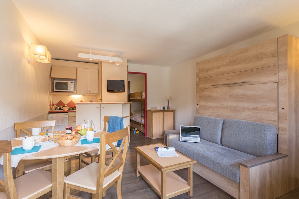 RESIDENCE PIERRE ET VACANCES LES RAVINES 32/49