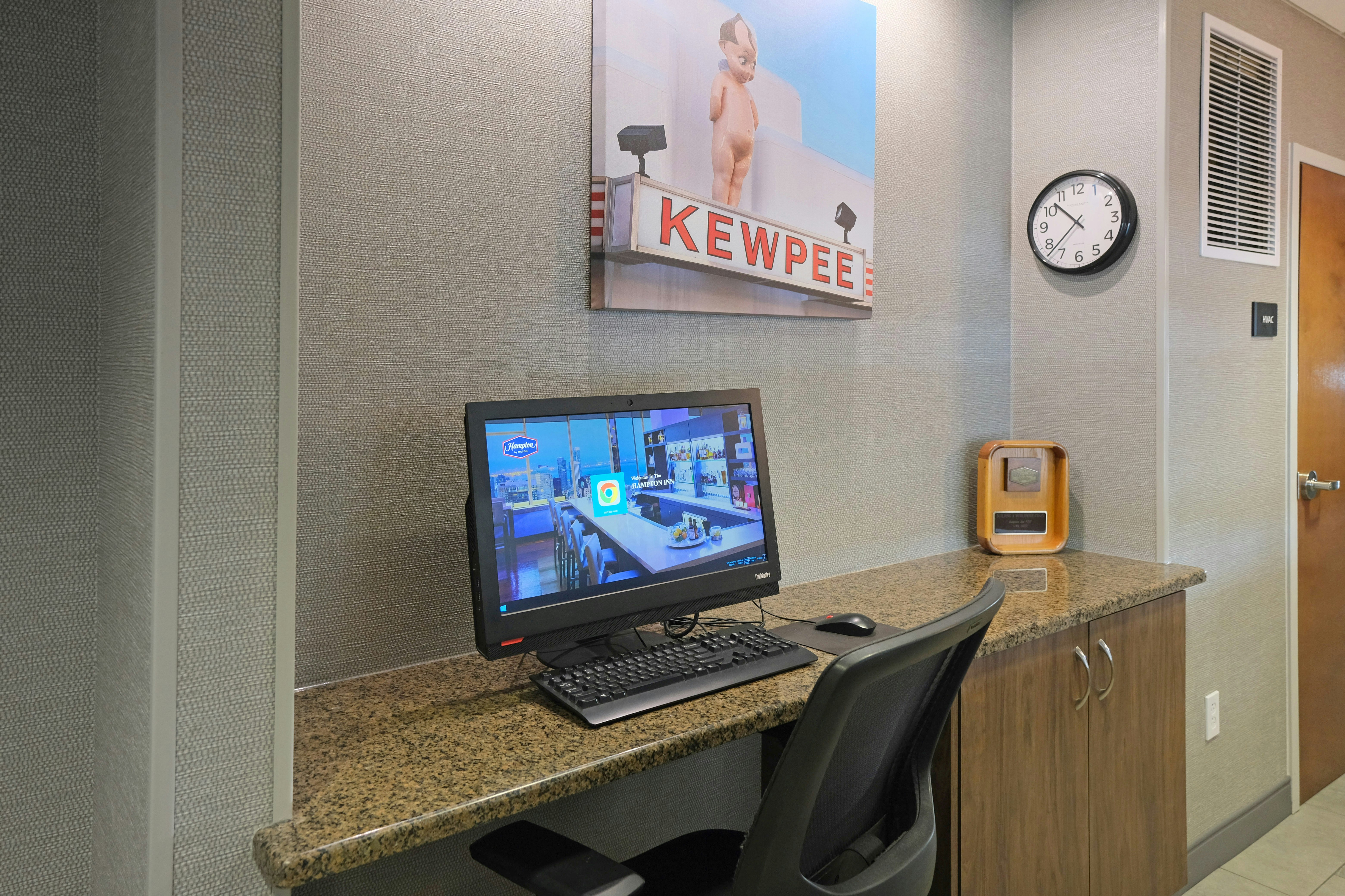 Hampton Inn Lima 68/73