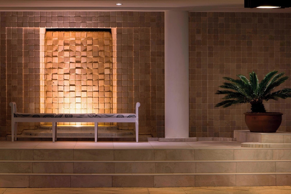 Le Meridien Noumea Resort Spa 12/83