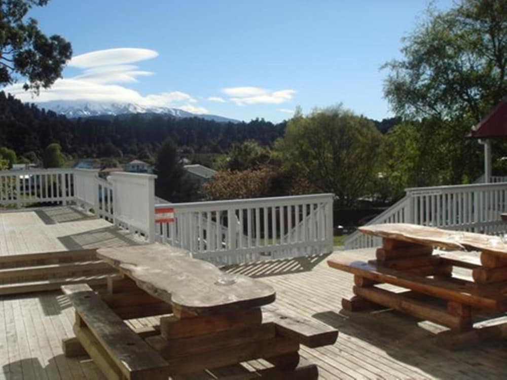 Kings Ohakune 10/55