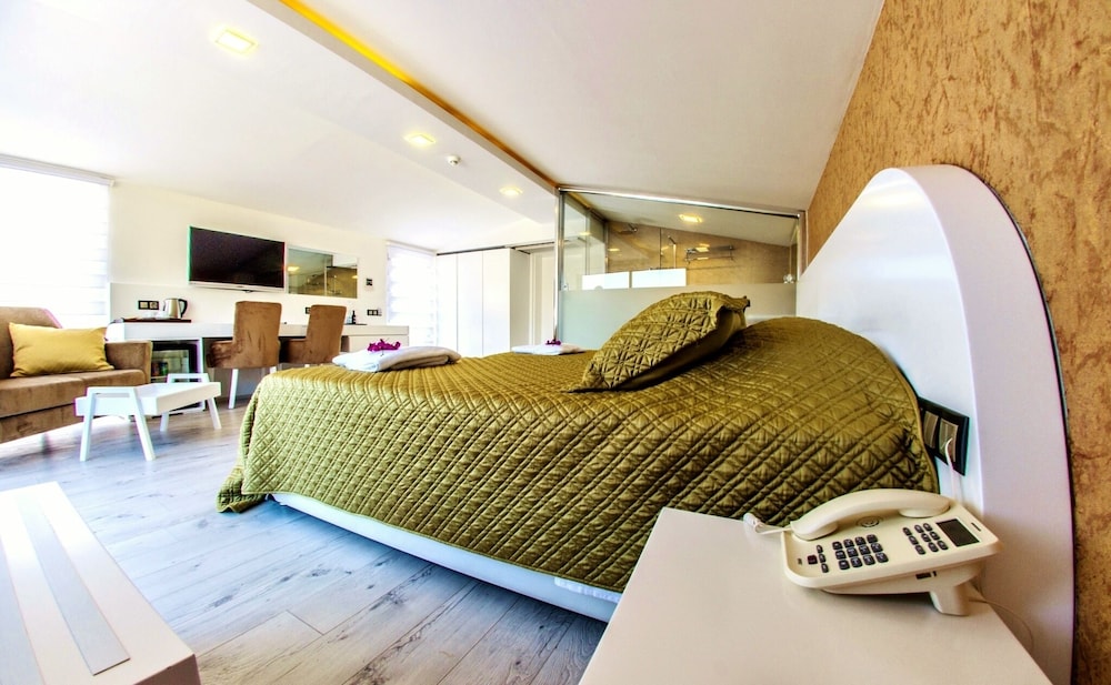 Rhapsody Hotel Kalkan - Adults Only +12 25/88