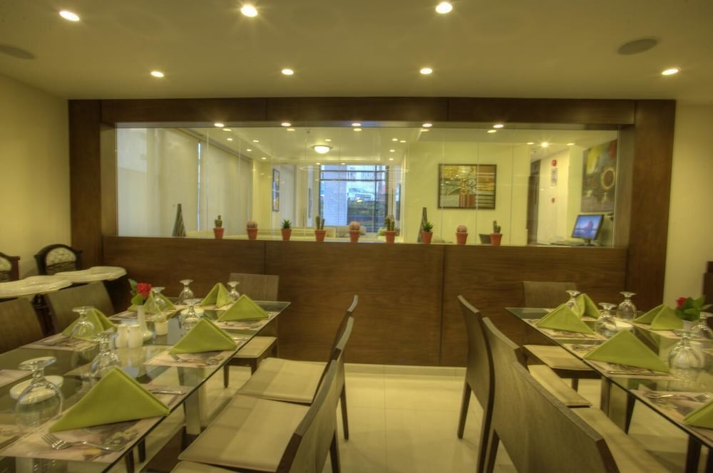 Misk Hotel 21/24
