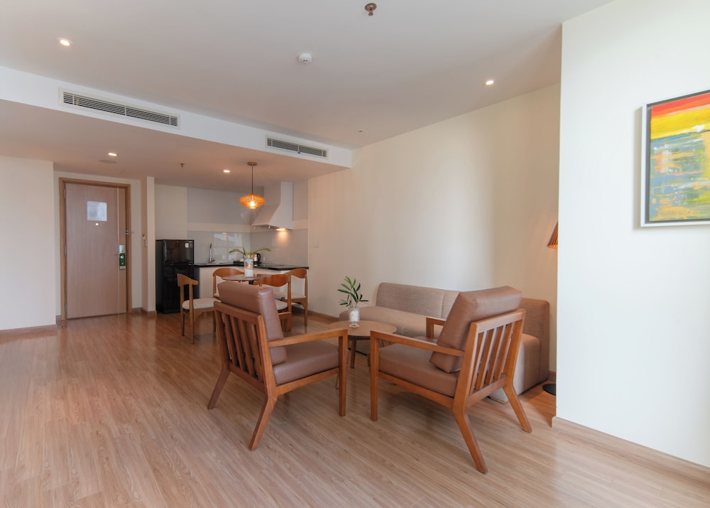 Starcity Bayfront Nha Trang Hotel 50/76