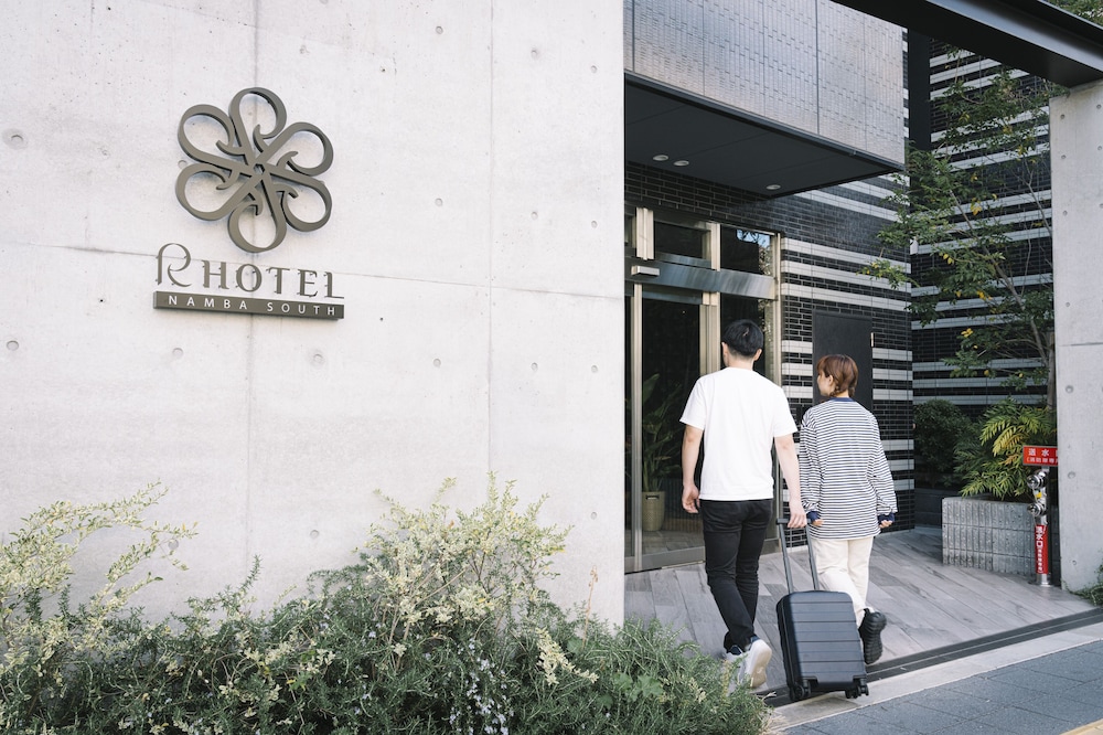 R Hotel Namba South 11/50