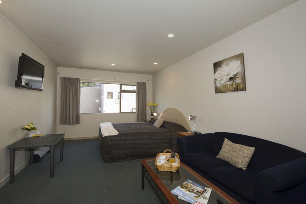 Lake Point Motel 21/37