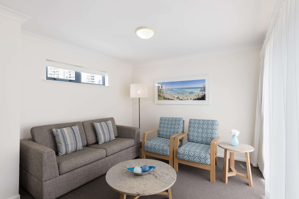 Oaks Gold Coast Calypso Plaza Suites 32/72