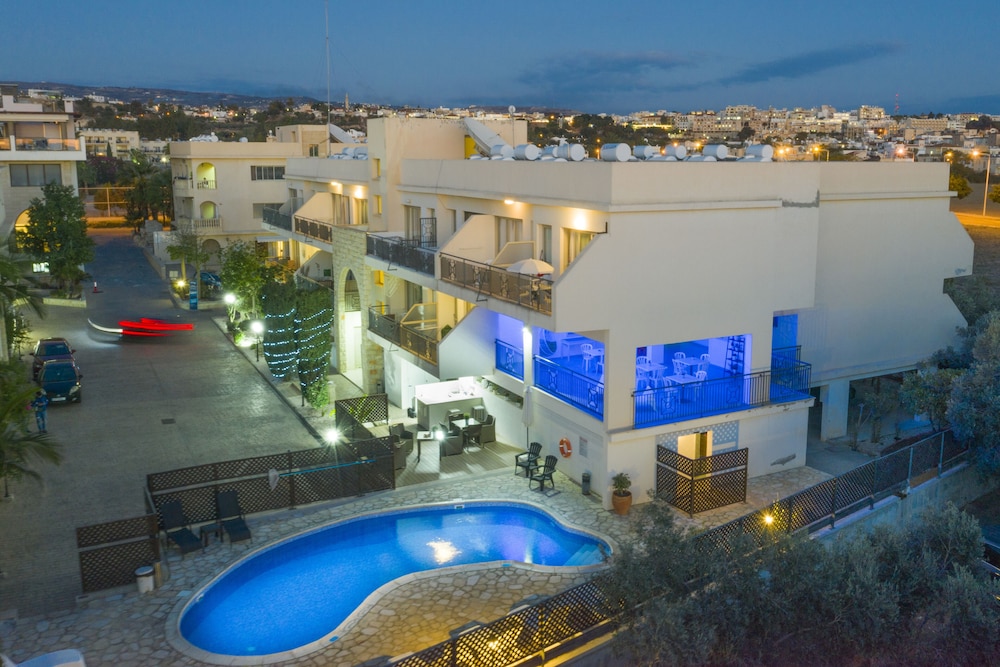 Kings Holiday Apartments 6/42