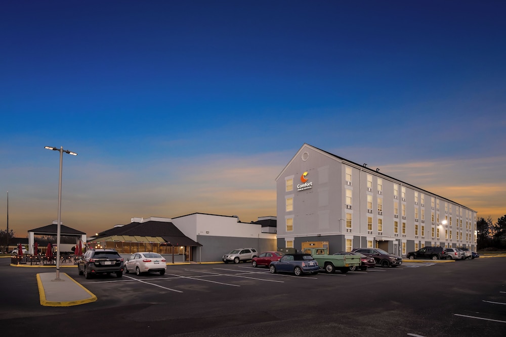 Comfort Inn & Suites Prince George - Fort Lee 58/60