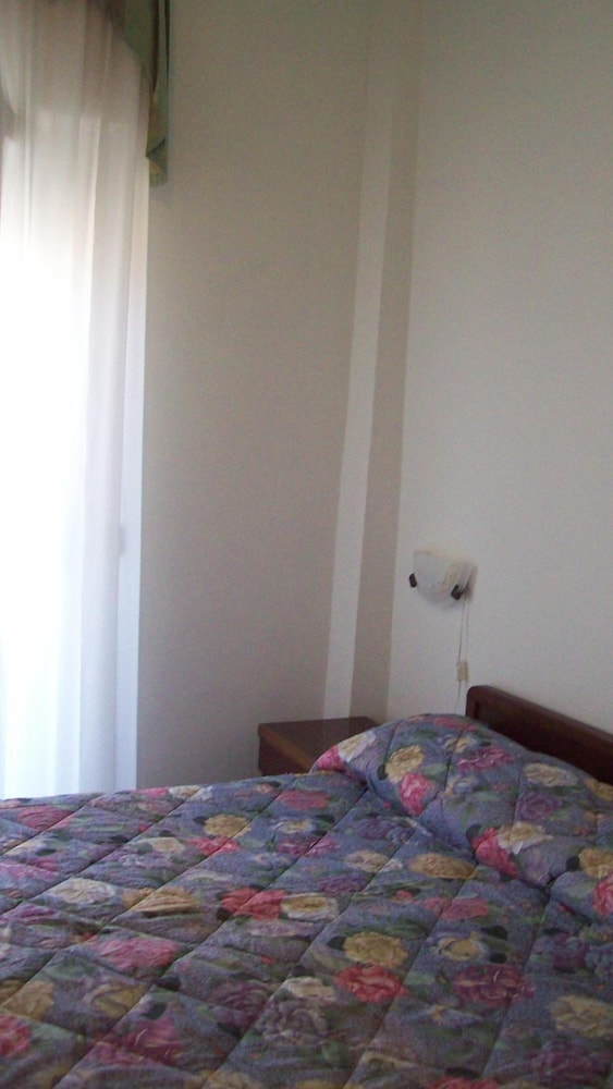 Hotel Calabria 45/50