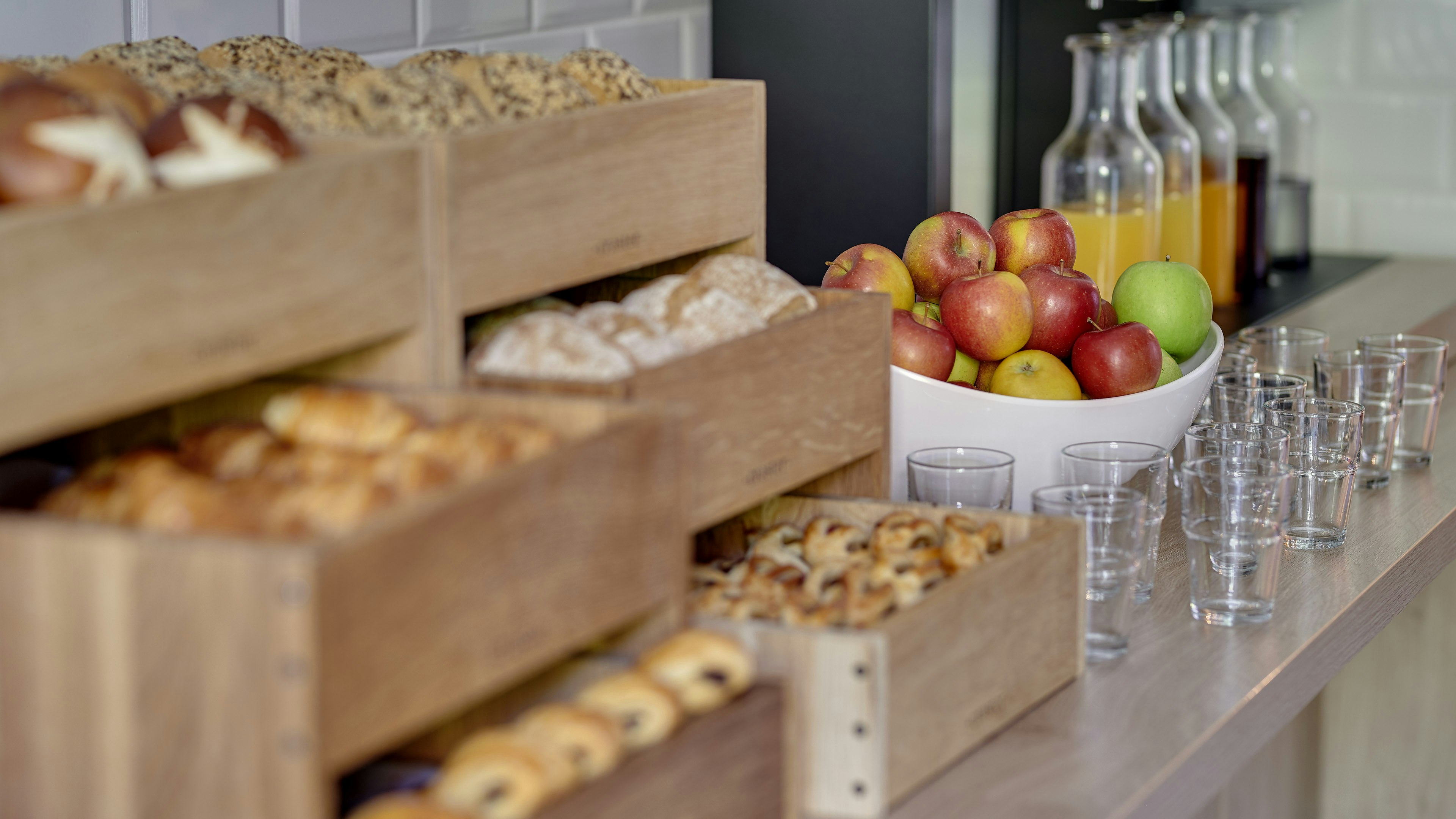 HOLIDAY INN EXPRESS FRANKFURT AIRPORT 22/58