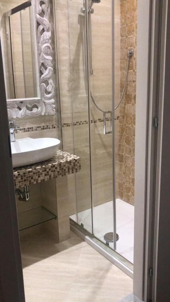 Hotel Moderno 49/50