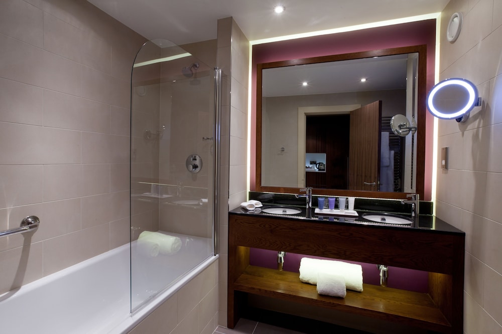 Fairmont Cheshire The Mere 49/49