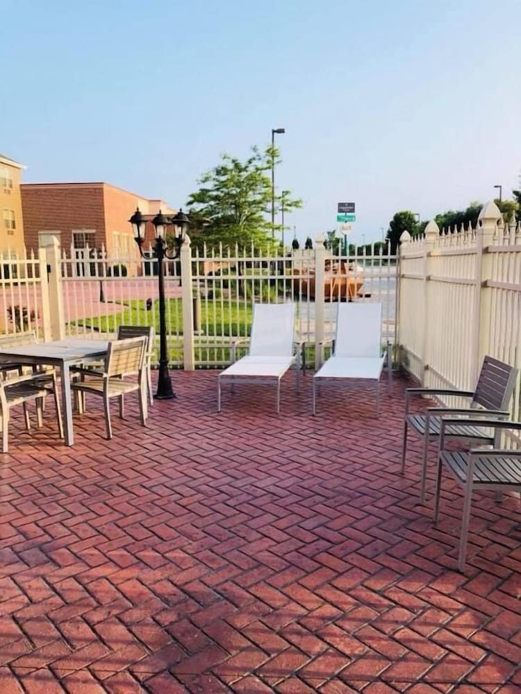 Country Inn Suites By Radisson Green Bay East Wi 53/55