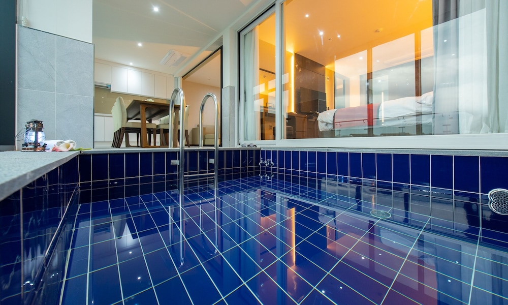 Yeosu Venezia Hotel & Suites 18/50