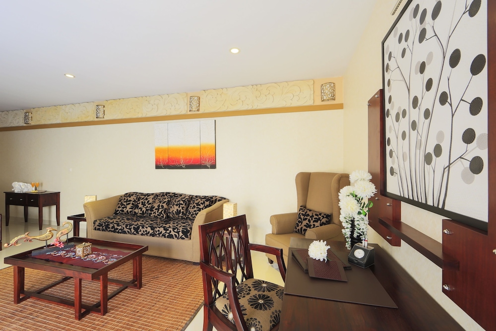 Flamingo Dewata Suite 77/87