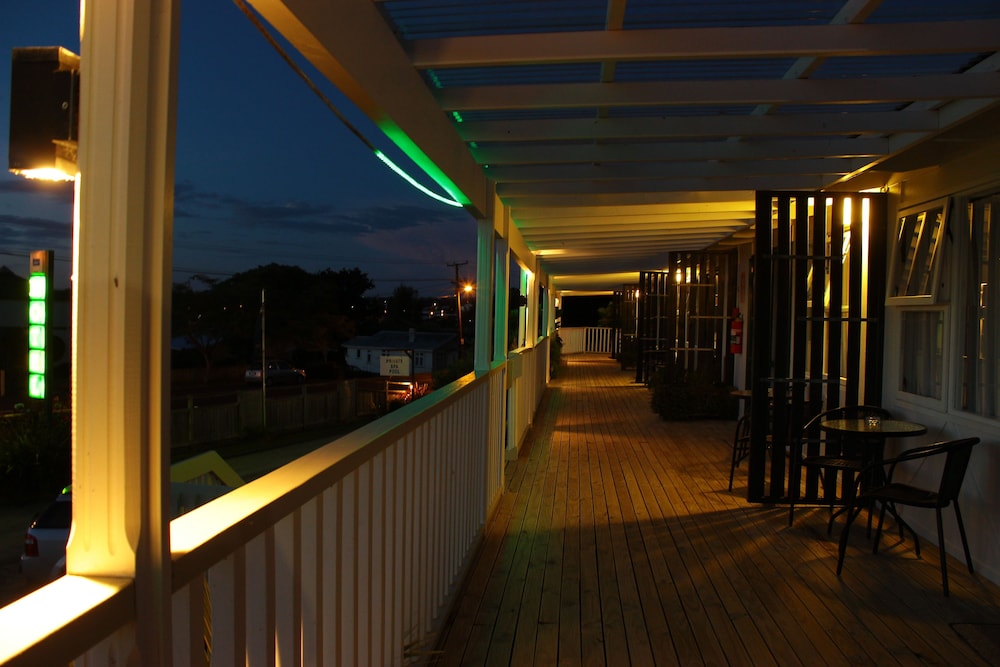 Te Awa Motel 6/42