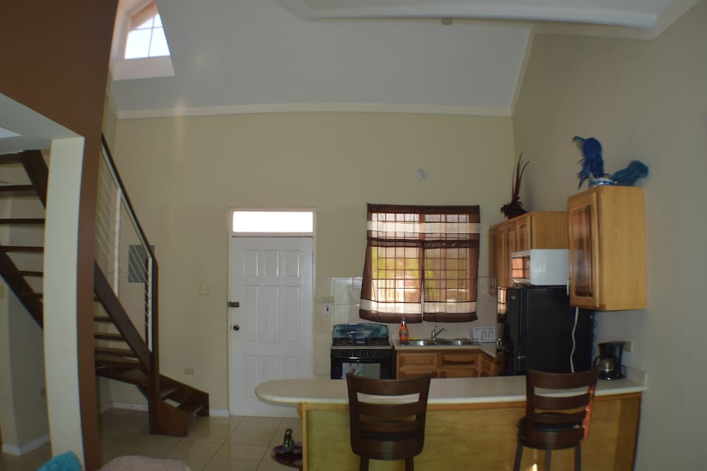 Lilford Mews Suites 13/21