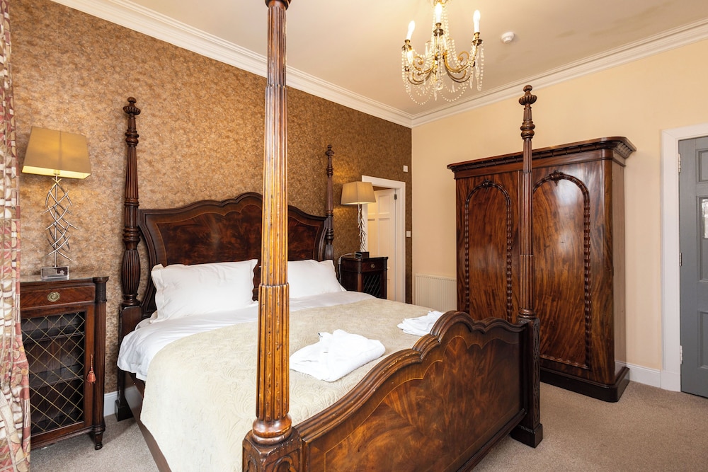Bridal, Suite, 2 King Beds, Lake View